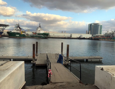 Read more about the article إحلال “منصة الصيادين” في سوق السمك برأس الخيمة