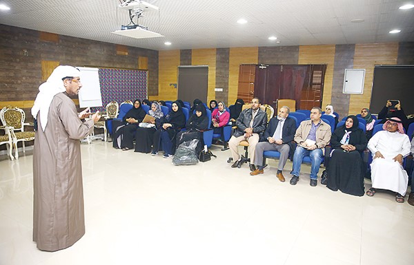 Read more about the article طلاب مدارس رأس الخيمة يشاركون في كرنفال البيئة فبراير المقبل