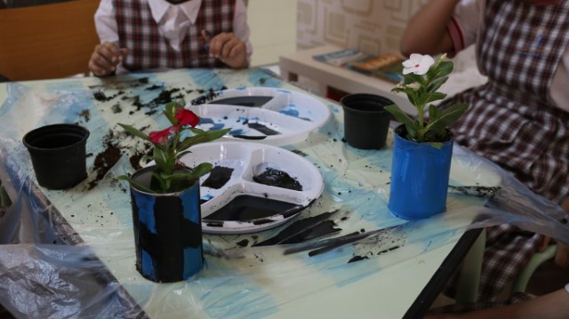Read more about the article Re-cycling Workshop At Hessa Bint Saqer School 12 May